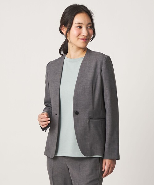 A DAY IN THE LIFE UNITED ARROWS(アデイインザライフユナイテッドアローズ)の「リネンライクドビー Vネックジャケット ‐セットアップ対応・マシンウォッシャブル‐<A DAY IN THE LIFE>(テーラードジャケット・レディース・ベージュ/ネイビー/モカ/グレー系・38/36/40)」の13枚目の写真