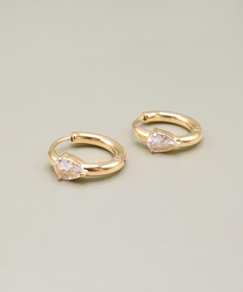 VATSURICA（バツリカ）の「〈LOINE〉金属アレルギー対応 / サージカルステンレス / キュービックジルコニア フープピアス（ピアス（両耳用）・レディース・ゴールド/シルバー・FREE）」の9枚目の写真