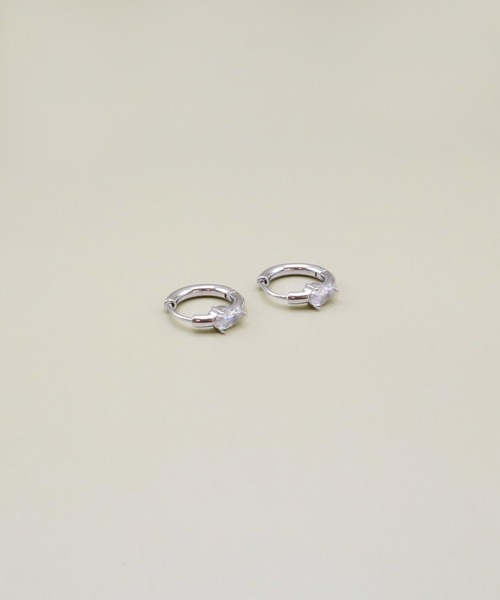 VATSURICA（バツリカ）の「〈LOINE〉金属アレルギー対応 / サージカルステンレス / キュービックジルコニア フープピアス（ピアス（両耳用）・レディース・ゴールド/シルバー・FREE）」の13枚目の写真