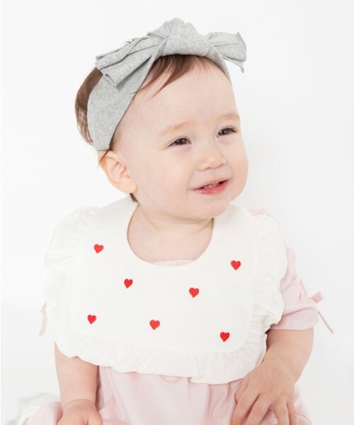 BRANSHES(ブランシェス)の「スクエアフリルスタイ(スタイ/よだれかけ・キッズ・アイボリー/ピンク・FREE)」の2枚目の写真