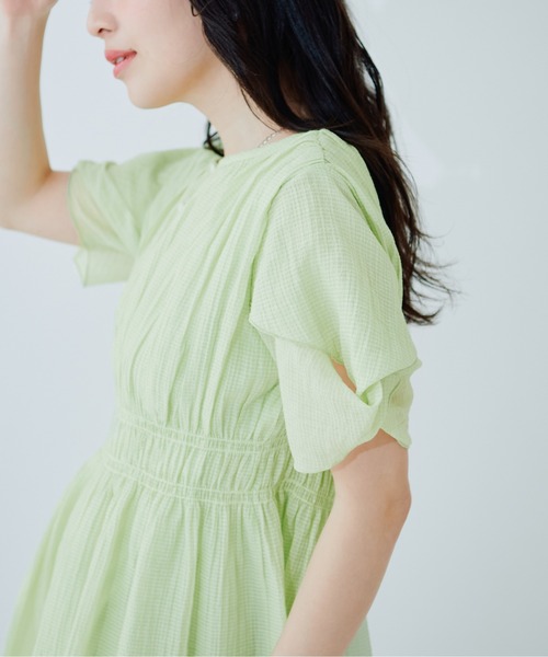 natural couture(ナチュラルクチュール)の「〈osono〉ねじり袖ペプラムチュニック(シャツ/ブラウス・レディース・その他2/その他1/ミント/ブラック/ピンク/オフホワイト/その他4/その他3・FREE)」の21枚目の写真