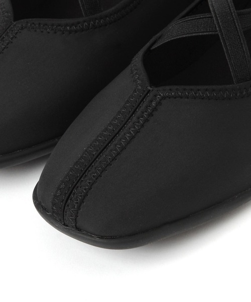 studio CLIP（スタディオクリップ）の「【抗菌防臭/クッションインソール】クロスゴムスニーカーバレエ（バレエシューズ・レディース・その他1/ブラック/ベージュ・MEDIUM/LARGE）」の11枚目の写真