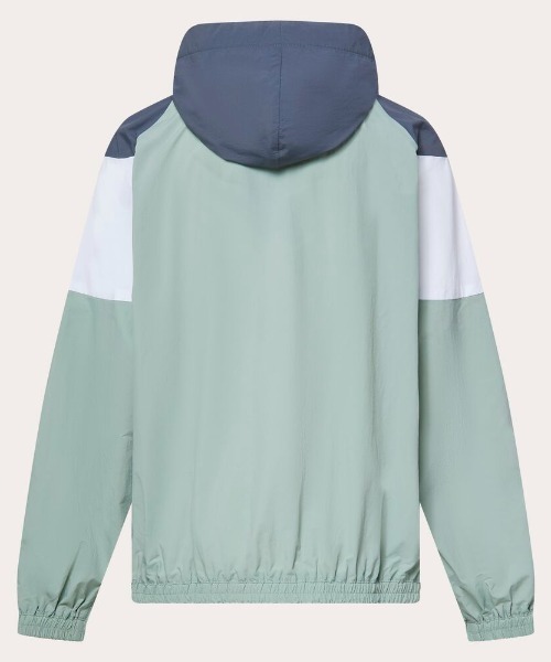 OAKLEY(オークリー)の「オークリー YTR WIND BLOCK JKT 11.0(ナイロンジャケット・キッズ・ブラック/グリーン・130cm/140cm/150cm/160cm)」の12枚目の写真