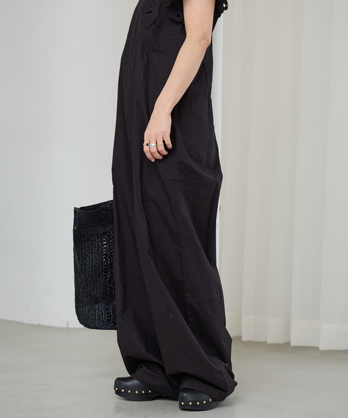 IENA LA BOUCLE（イエナラブークル）の「IENA LA BOUCLE カットワークオールインワン（つなぎ/オールインワン・レディース・ブラック・38/36）」の13枚目の写真