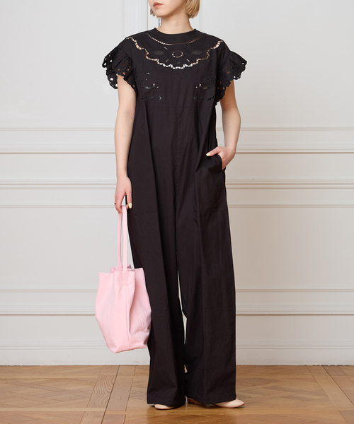 IENA LA BOUCLE（イエナラブークル）の「IENA LA BOUCLE カットワークオールインワン（つなぎ/オールインワン・レディース・ブラック・38/36）」の15枚目の写真