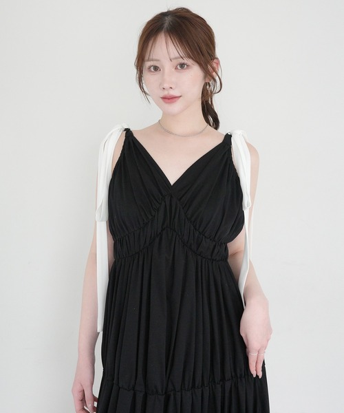 EIMY ISTOIRE（エイミーイストワール）の「RIBBON SHOULDER CUT DRESS