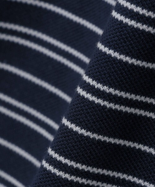 LACOSTE（ラコステ）の「【SHIPS別注】LACOSTE: マイクロ ボーダー Tシャツ（Tシャツ/カットソー・メンズ・ブラウン/ネイビー/ダークグレー・5/4/3/2）」の7枚目の写真
