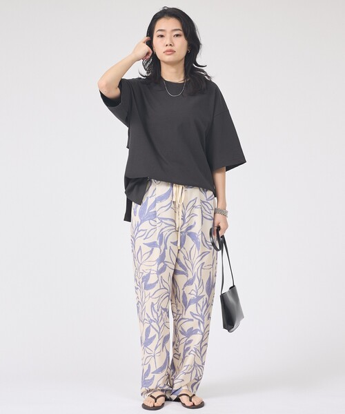 Rouge vif Anna（ルージュヴィフアンナ）の「リーフプリントルーズテーパードパンツ/ウエストゴム/ポケット付き/夏服（その他パンツ・レディース・ブラウン系その他/ベージュ系その他・36/38）」の21枚目の写真