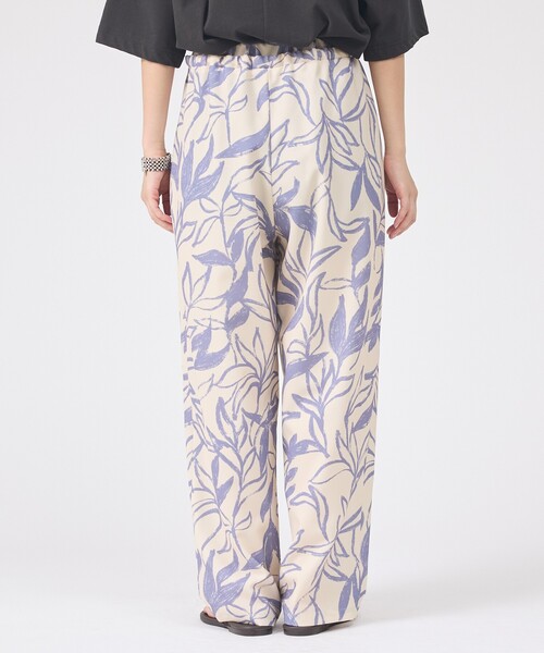 Rouge vif Anna（ルージュヴィフアンナ）の「リーフプリントルーズテーパードパンツ/ウエストゴム/ポケット付き/夏服（その他パンツ・レディース・ブラウン系その他/ベージュ系その他・36/38）」の13枚目の写真