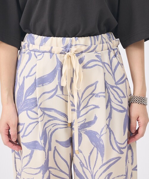 Rouge vif Anna（ルージュヴィフアンナ）の「リーフプリントルーズテーパードパンツ/ウエストゴム/ポケット付き/夏服（その他パンツ・レディース・ブラウン系その他/ベージュ系その他・36/38）」の12枚目の写真