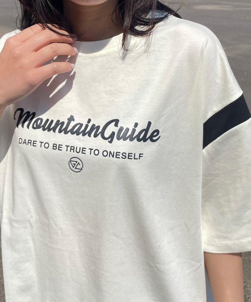 CRB(シーアールビー)の「袖配色ロゴビッグTシャツ(Tシャツ/カットソー・レディース・ベージュ/オフホワイト/ブラック・F)」の3枚目の写真