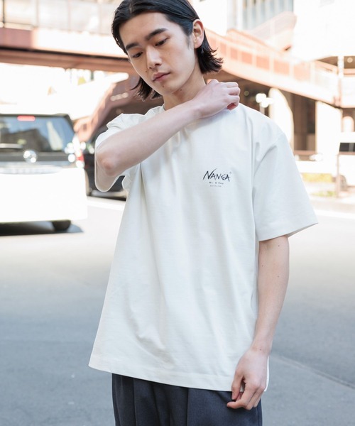 NANGA（ナンガ）の「【NANGA Mt.&Sea(ナンガ)】別注ヒストリーロゴTシャツ[マルチファンクション]（Tシャツ/カットソー・メンズ・杢グレー/ホワイト/ベージュ/ブラック・LARGE/MEDIUM）」の8枚目の写真