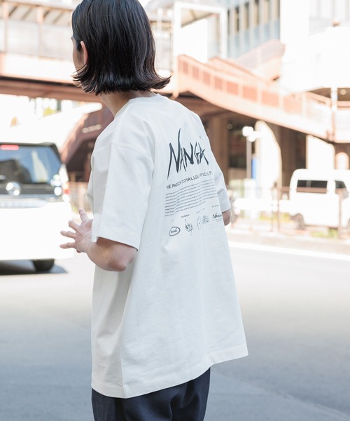 NANGA（ナンガ）の「【NANGA Mt.&Sea(ナンガ)】別注ヒストリーロゴTシャツ[マルチファンクション]（Tシャツ/カットソー・メンズ・杢グレー/ホワイト/ベージュ/ブラック・LARGE/MEDIUM）」の10枚目の写真