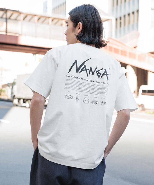NANGA（ナンガ）の「【NANGA Mt.&Sea(ナンガ)】別注ヒストリーロゴTシャツ[マルチファンクション]（Tシャツ/カットソー・メンズ・杢グレー/ホワイト/ベージュ/ブラック・LARGE/MEDIUM）」の11枚目の写真