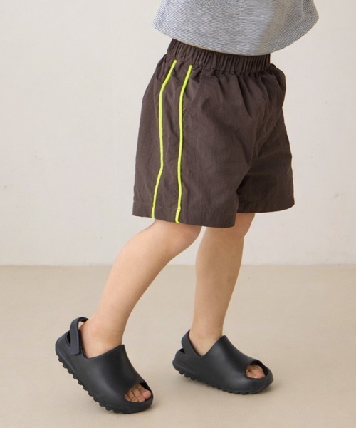 riziere（リジェール）の「ネオンダブルライン水陸両用ショートパンツ（その他パンツ・キッズ・ブラウン/モカ・120/110/100/90/150/140/130）」の2枚目の写真