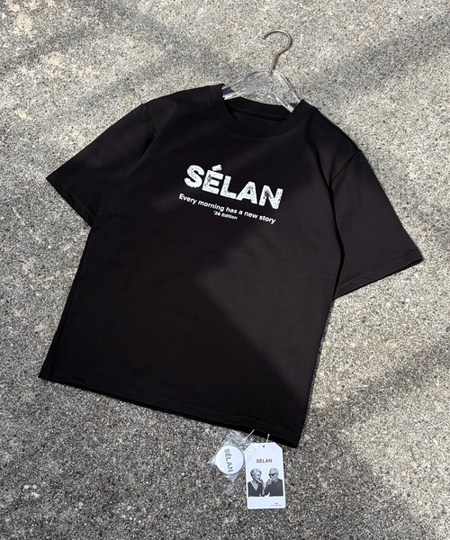SELAN(セラン)の「【ユニセックス】缶バッチ付きSELANロゴプリントTシャツ/タイトフィット(Tシャツ/カットソー・メンズ・バーガンディー/ホワイト/グレー/ブラック/ネイビー・LARGE/MEDIUM)」の20枚目の写真