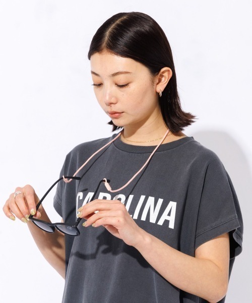 IZIPIZI(イジピジ)の「IZIPIZI/イジピジ DAILY CORD グラス デイリー コード Glass Daily Cord /眼鏡紐 /メガネ キーパー /ストラップ(サングラス・メンズ・ブラック/スモークピンク・フリー)」の2枚目の写真