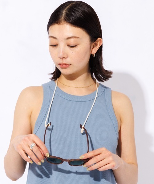 IZIPIZI(イジピジ)の「IZIPIZI/イジピジ DAILY CORD グラス デイリー コード Glass Daily Cord /眼鏡紐 /メガネ キーパー /ストラップ(サングラス・メンズ・ブラック/スモークピンク・フリー)」の16枚目の写真