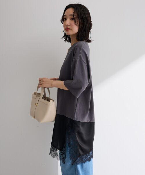 Green Parks(グリーンパークス)の「レースドッキングTシャツ(Tシャツ/カットソー・レディース・ブラック/チャコールグレー/オフホワイト・FREE)」の13枚目の写真