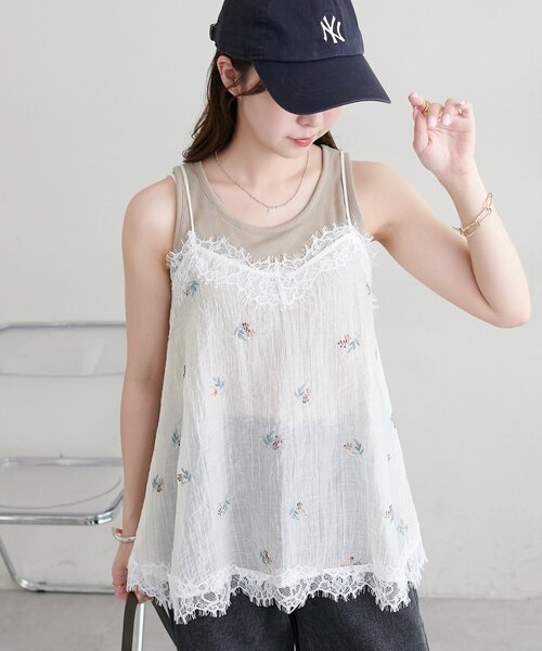 DISCOAT(ディスコート)の「【WEB限定】刺繍シアーキャミソール(キャミソール・レディース・アイボリー/ブラック/オリーブ・MEDIUM)」の10枚目の写真