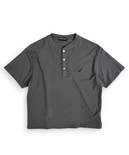 Starting Over(スターティングオーバー)の「短丈スナップヘンリーワッフル半袖Tシャツ / ショートレングス サーマル ヘンリーネック Tシャツ【ユニセックス】(Tシャツ/カットソー・メンズ・オフホワイト/カーキ/チャコールグレー/ブラック・M/L)」の3枚目の写真
