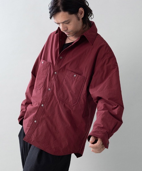 EGO TRIPPING(エゴトリッピング)の「ms6531- FLIPPADDING-SHIRTS リバーシブルシャツ(616706)(シャツ/ブラウス・メンズ・オリーブ/チャコールグレー×ブラック/ブラック/ワイン・46/48)」の1枚目の写真