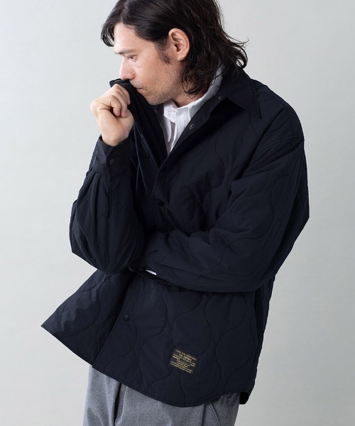 EGO TRIPPING(エゴトリッピング)の「ms6531- FLIPPADDING-SHIRTS リバーシブルシャツ(616706)(シャツ/ブラウス・メンズ・オリーブ/チャコールグレー×ブラック/ブラック/ワイン・46/48)」の2枚目の写真