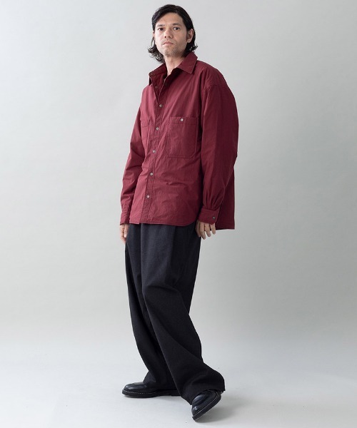 EGO TRIPPING(エゴトリッピング)の「ms6531- FLIPPADDING-SHIRTS リバーシブルシャツ(616706)(シャツ/ブラウス・メンズ・オリーブ/チャコールグレー×ブラック/ブラック/ワイン・46/48)」の8枚目の写真