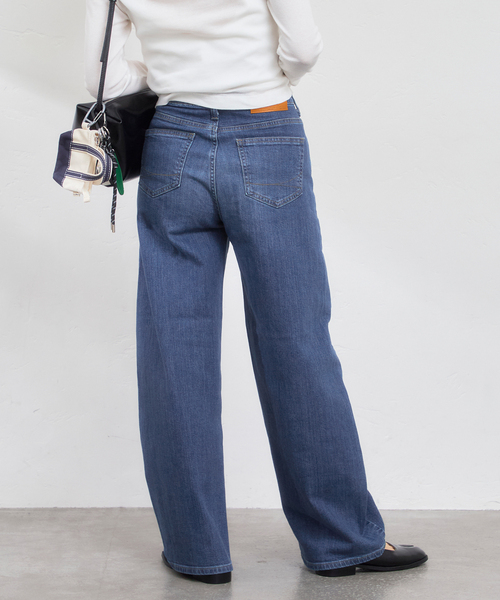 U by SPICK&SPAN(ユーバイスピックアンドスパン)の「《追加》SOMETHING / サムシング HANA CURVE TAPERED 2(デニムパンツ・レディース・ブルー/ネイビー・MEDIUM/SMALL/LARGE/X-SMALL)」の19枚目の写真