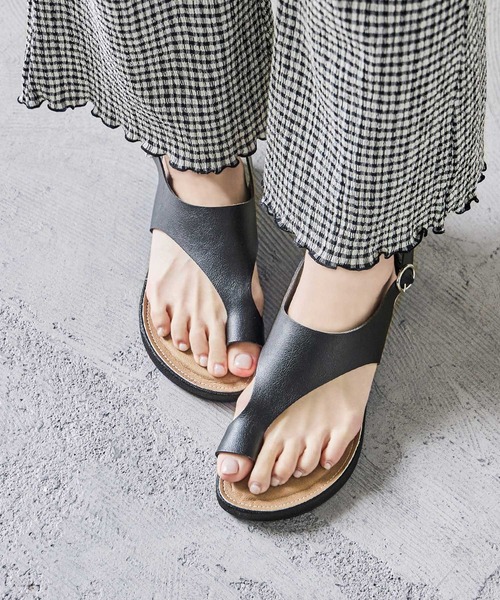 Fashion Letter(ファッションレター)の「日本製 ストラップ付きトングサンダル 痛くないサンダル(サンダル・レディース・ダークブラウン/ブラック/ゴールド/ブロンズ・LL/L/M/S)」の15枚目の写真