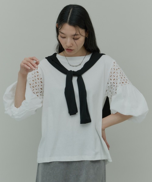 Plumel（プルメル）の「Volume Lace Sleeve Cut Tops  / ボリュームレーススリーブカットトップス（Tシャツ/カットソー・レディース・ブラウン/ブラック/オフホワイト・MEDIUM）」の2枚目の写真