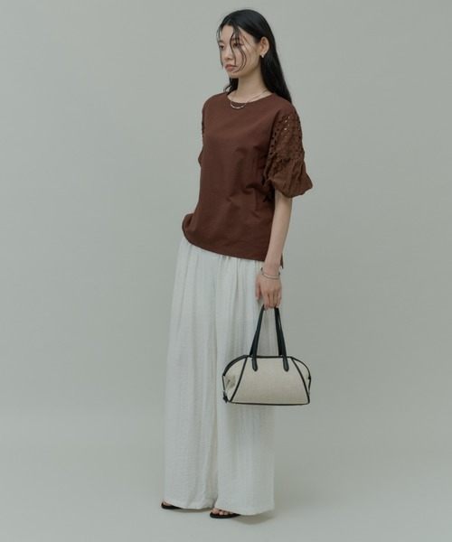 Plumel（プルメル）の「Volume Lace Sleeve Cut Tops  / ボリュームレーススリーブカットトップス（Tシャツ/カットソー・レディース・ブラウン/ブラック/オフホワイト・MEDIUM）」の13枚目の写真