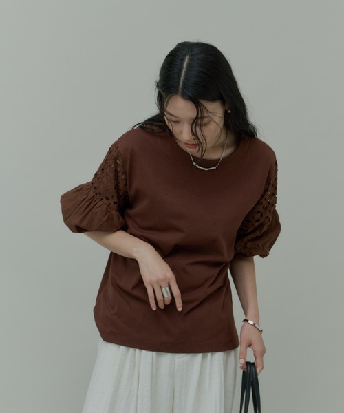 Plumel（プルメル）の「Volume Lace Sleeve Cut Tops  / ボリュームレーススリーブカットトップス（Tシャツ/カットソー・レディース・ブラウン/ブラック/オフホワイト・MEDIUM）」の7枚目の写真