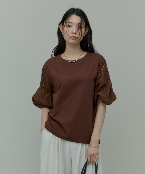 Plumel（プルメル）の「Volume Lace Sleeve Cut Tops  / ボリュームレーススリーブカットトップス（Tシャツ/カットソー・レディース・ブラウン/ブラック/オフホワイト・MEDIUM）」の8枚目の写真