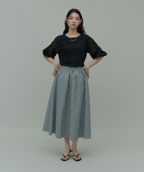 Plumel（プルメル）の「Volume Lace Sleeve Cut Tops  / ボリュームレーススリーブカットトップス（Tシャツ/カットソー・レディース・ブラウン/ブラック/オフホワイト・MEDIUM）」の21枚目の写真