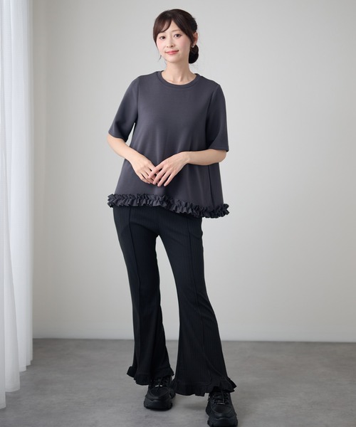 DAYRA(デイラ)の「クルーネック 半袖 裾フリル Aライン プルオーバー(Tシャツ/カットソー・レディース・ブラック/ホワイト/ダークグレー/ネイビー・FREE/S)」の12枚目の写真