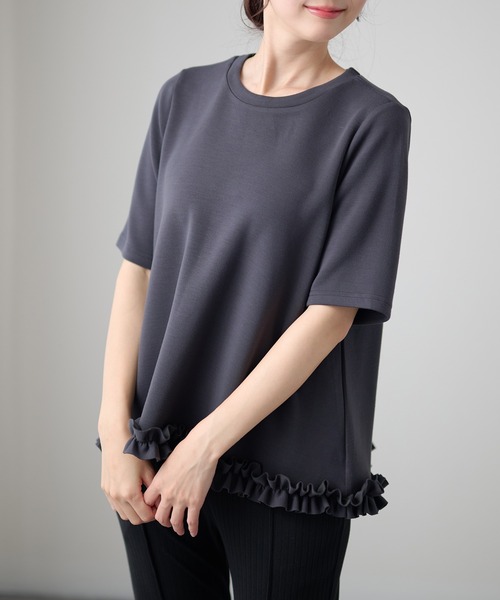 DAYRA(デイラ)の「クルーネック 半袖 裾フリル Aライン プルオーバー(Tシャツ/カットソー・レディース・ブラック/ホワイト/ダークグレー/ネイビー・FREE/S)」の14枚目の写真