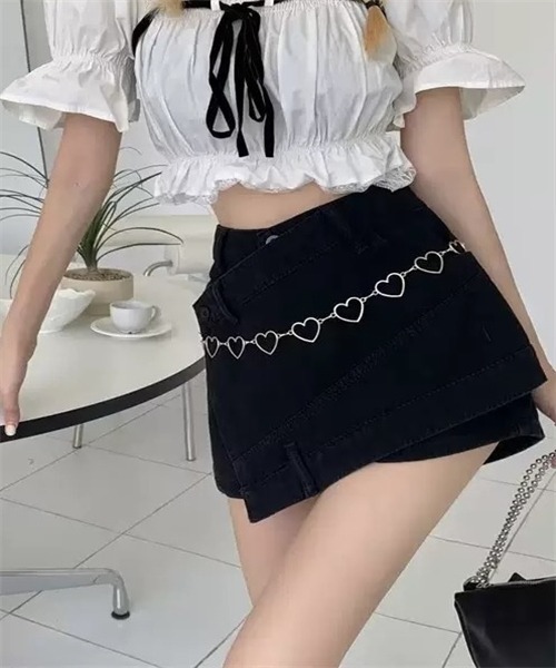 Dream garden(ドリームガーデン)の「ラップスカート風でデニムショートパンツ(デニムパンツ・レディース・ブラック・L/XL/4XL/5XL/3XL/M/S/2XL)」の10枚目の写真
