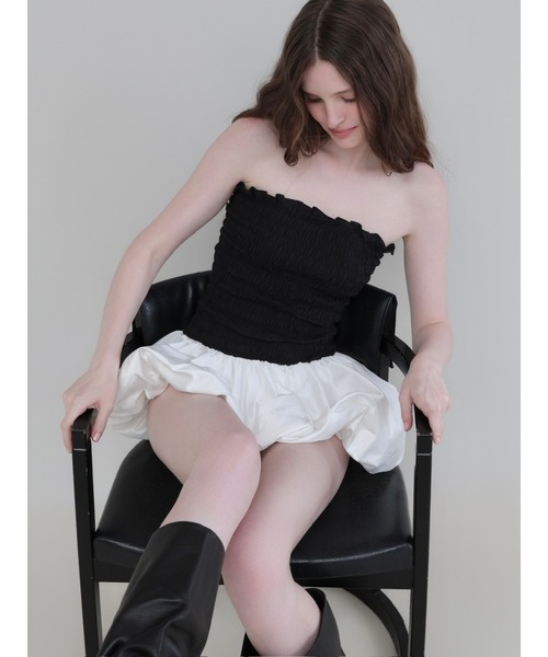 AMOMMA(アモマ)の「CLOUD SHIRRING MINI DRESS(ワンピース・レディース・ホワイト×ブラウン/ホワイト×ブラック・FREE)」の12枚目の写真