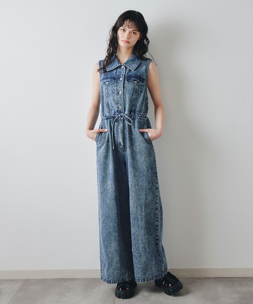 REDYAZEL（レディアゼル）の「ケミカルウォッシュデニムオールインワン（つなぎ/オールインワン・レディース・ブルー/グリーン/ブラック・FREE）」の7枚目の写真