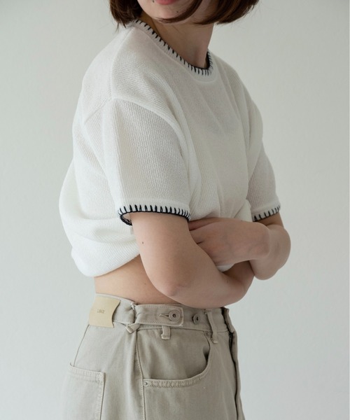 lawgy(ラウジー)の「blanket stitch short sleeve knit tops / ブランケットステッチショートスリーブニットトップス(ニット/セーター・レディース・チャコール/グレー/ブラウン/ホワイト・FREE)」の8枚目の写真
