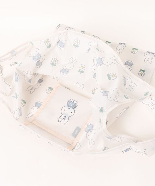 Dick Bruna(ディックブルーナ)の「MIFFY CELEBRATION ショッピングバッグS(エコバッグ/サブバッグ・レディース・アイボリー/ブルー・FREE)」の19枚目の写真