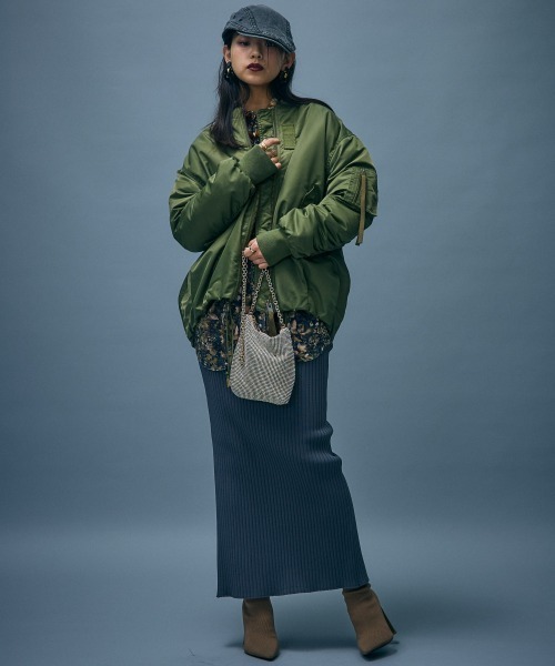 GEVS.(ジェイヴィス)の「パフィーMA1ブルゾン<大きいサイズ有>GEVS.(MA-1・レディース・カーキ/ワイン・M/L/LL/3L/4L/5L)」の8枚目の写真