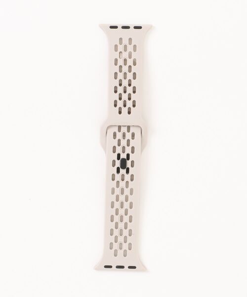 Fun & Daily(ファンアンドデイリー)の「Silicon Apple Watch Sports Band : アップルウォッチバンド(デジタル腕時計・レディース・オレンジ/レッド/ブラック/ネイビー/グレー/ライトベージュ/グリーン/ホワイト・B/A)」の4枚目の写真