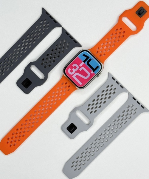 Fun & Daily(ファンアンドデイリー)の「Silicon Apple Watch Sports Band : アップルウォッチバンド(デジタル腕時計・レディース・オレンジ/レッド/ブラック/ネイビー/グレー/ライトベージュ/グリーン/ホワイト・B/A)」の12枚目の写真