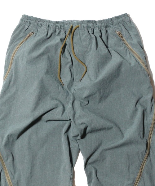 NATAL DESIGN(ネイタルデザイン)の「NYLON TRACK PANTS VENTI(その他パンツ・メンズ・グレー系その他/チャコールグレー/オリーブ・LARGE/MEDIUM/SMALL)」の11枚目の写真