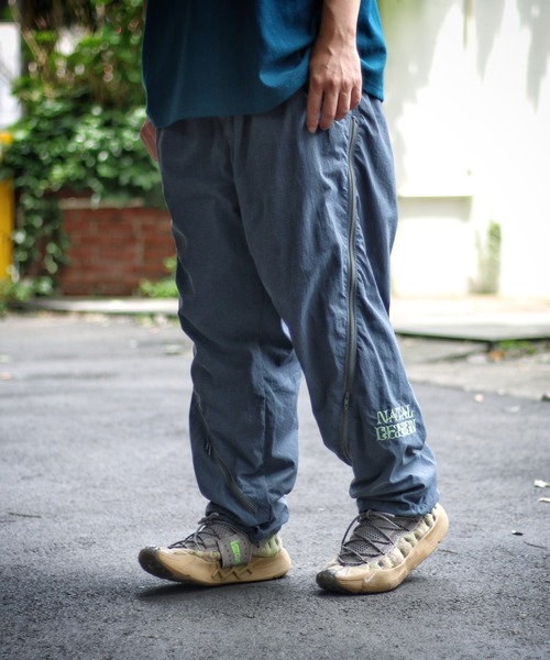 NATAL DESIGN(ネイタルデザイン)の「NYLON TRACK PANTS VENTI(その他パンツ・メンズ・グレー系その他/チャコールグレー/オリーブ・LARGE/MEDIUM/SMALL)」の5枚目の写真