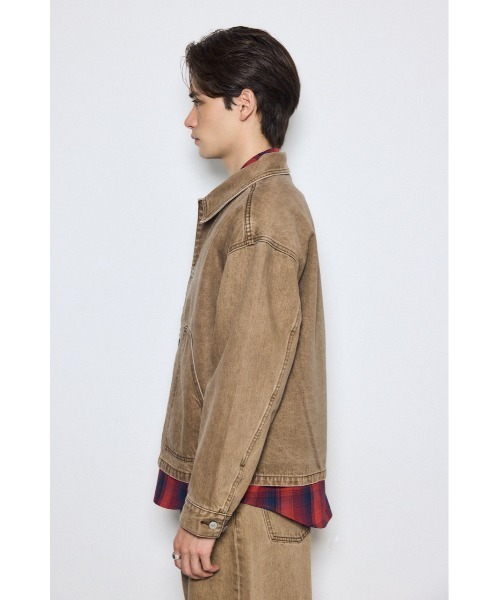 AZUL by moussy(アズールバイマウジー)の「【セットアップ対応】カラーデニムジャケット 秋服 羽織り 長袖(デニムジャケット・メンズ・ライトブラック/ブラウン・LARGE/MEDIUM)」の19枚目の写真
