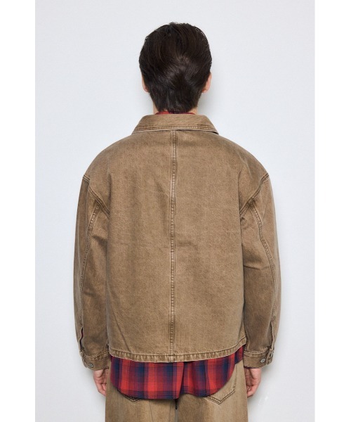 AZUL by moussy(アズールバイマウジー)の「【セットアップ対応】カラーデニムジャケット 秋服 羽織り 長袖(デニムジャケット・メンズ・ライトブラック/ブラウン・LARGE/MEDIUM)」の8枚目の写真