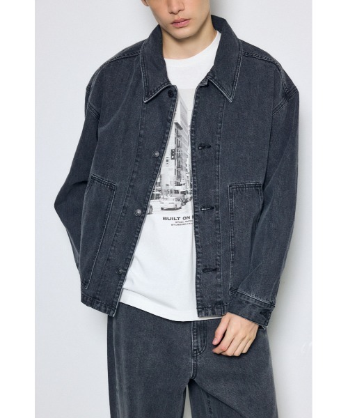 AZUL by moussy(アズールバイマウジー)の「【セットアップ対応】カラーデニムジャケット 秋服 羽織り 長袖(デニムジャケット・メンズ・ライトブラック/ブラウン・LARGE/MEDIUM)」の3枚目の写真